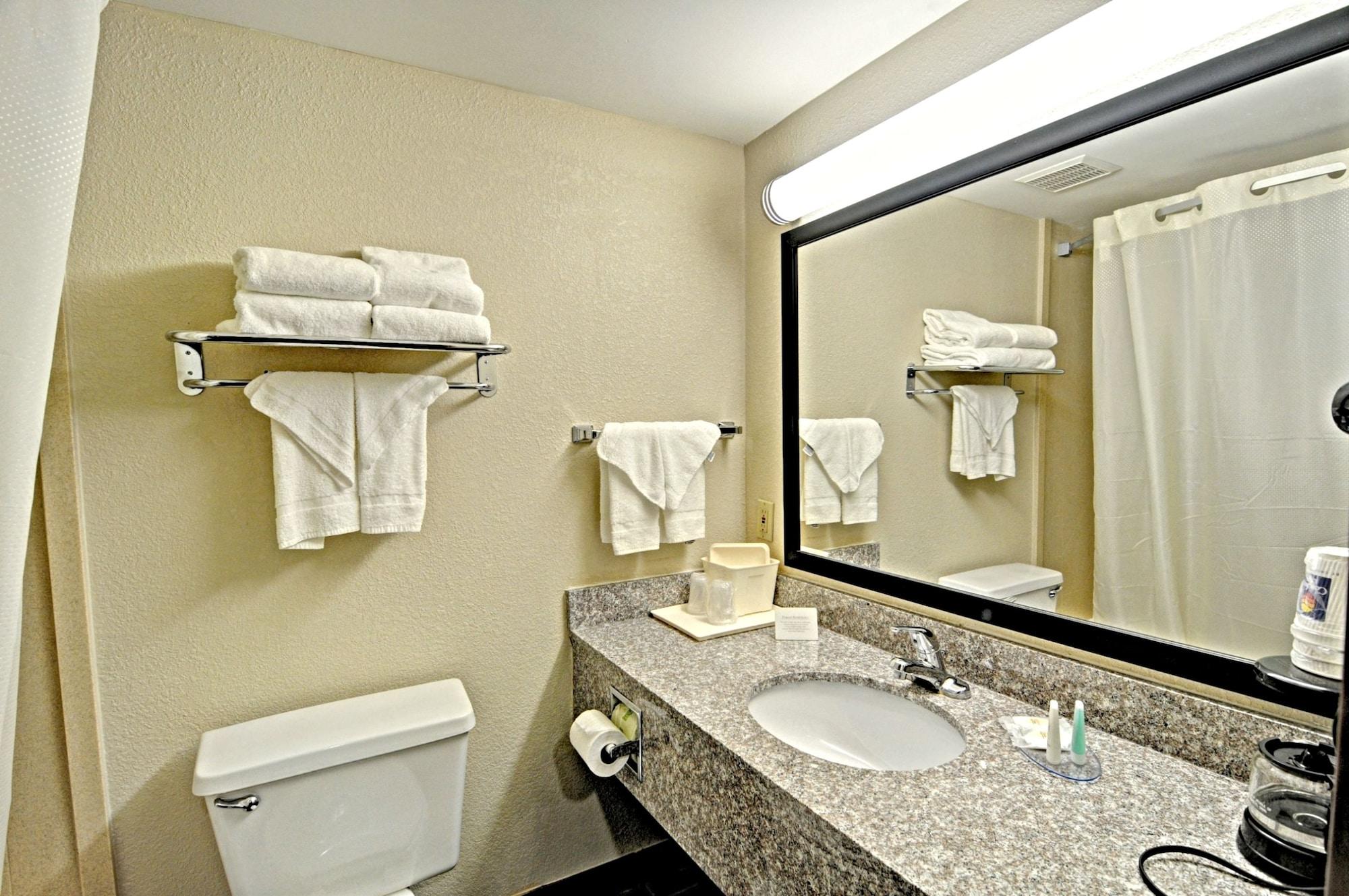 Comfort Inn & Suites Raphine - Lexington Near I-81 And I-64 Exteriér fotografie