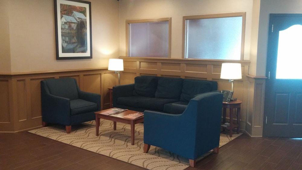 Comfort Inn & Suites Raphine - Lexington Near I-81 And I-64 Exteriér fotografie