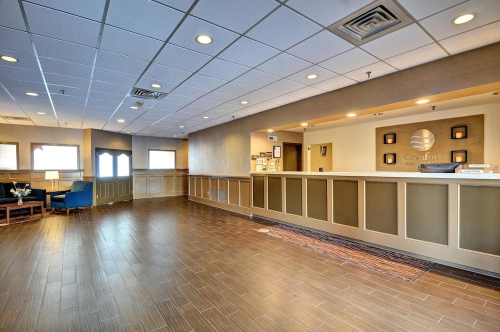 Comfort Inn & Suites Raphine - Lexington Near I-81 And I-64 Exteriér fotografie