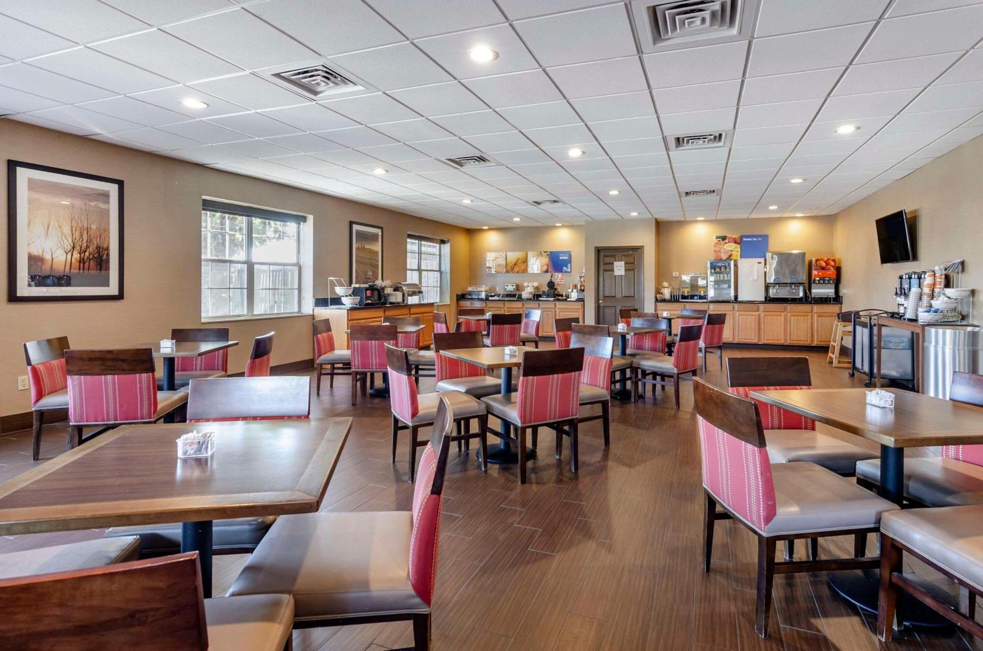 Comfort Inn & Suites Raphine - Lexington Near I-81 And I-64 Exteriér fotografie