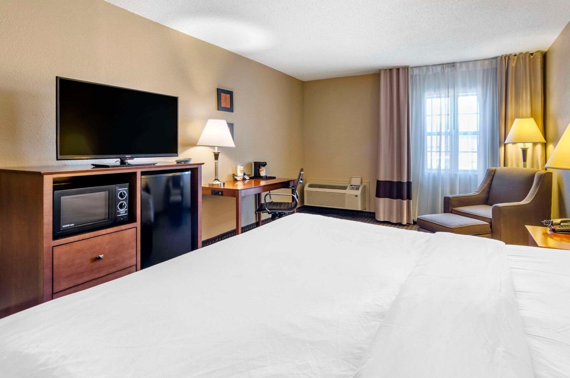 Comfort Inn & Suites Raphine - Lexington Near I-81 And I-64 Exteriér fotografie